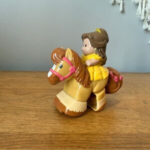 Fisher-Price Princess Belle Klip Klop